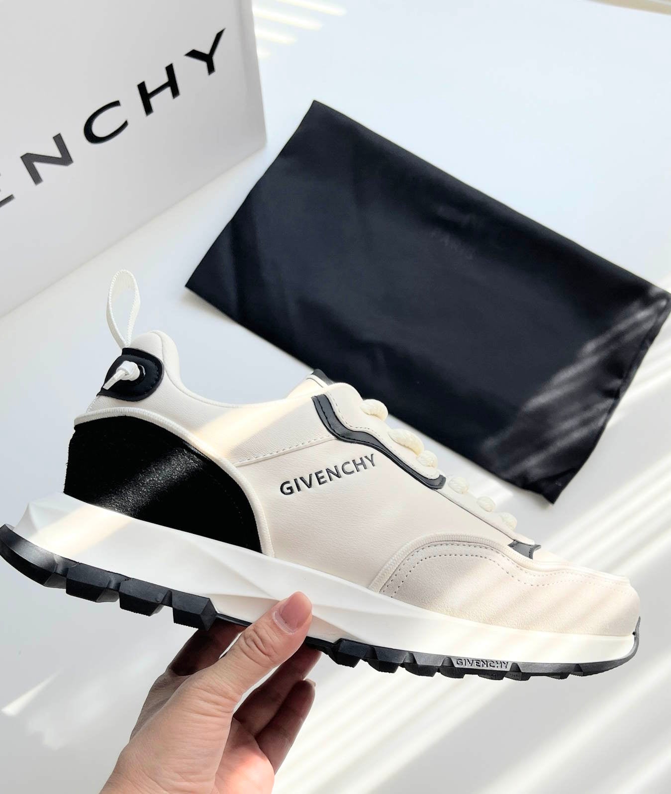 GIVENJY  Sneakers Man 4 Color's