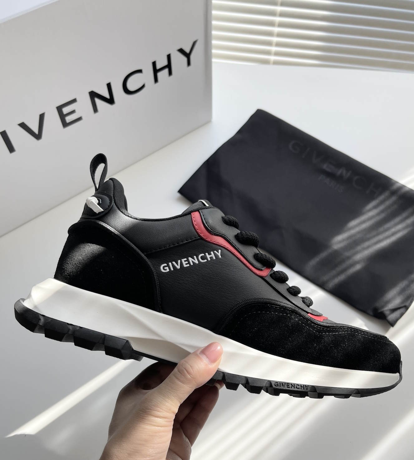 GIVENJY  Sneakers Man 4 Color's