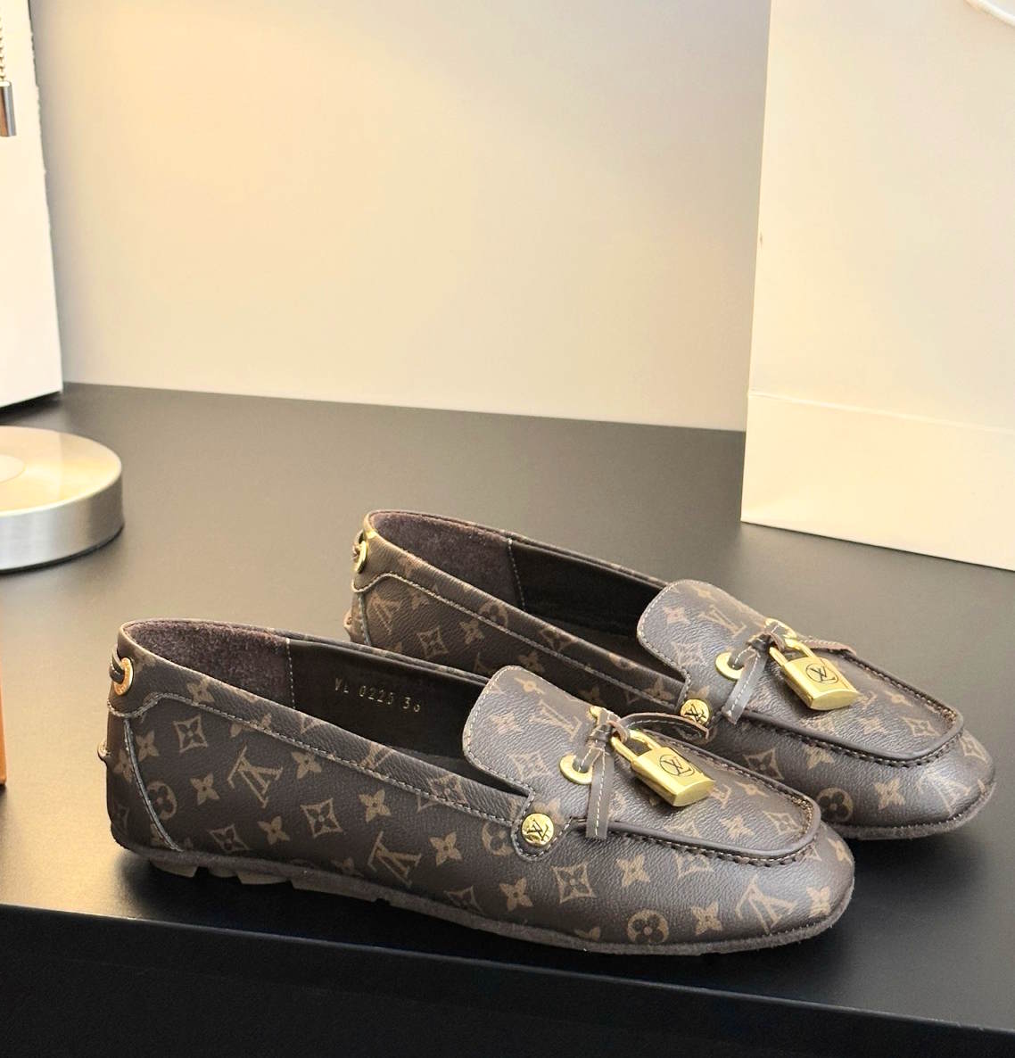 LU  Shoes flat  Woman
