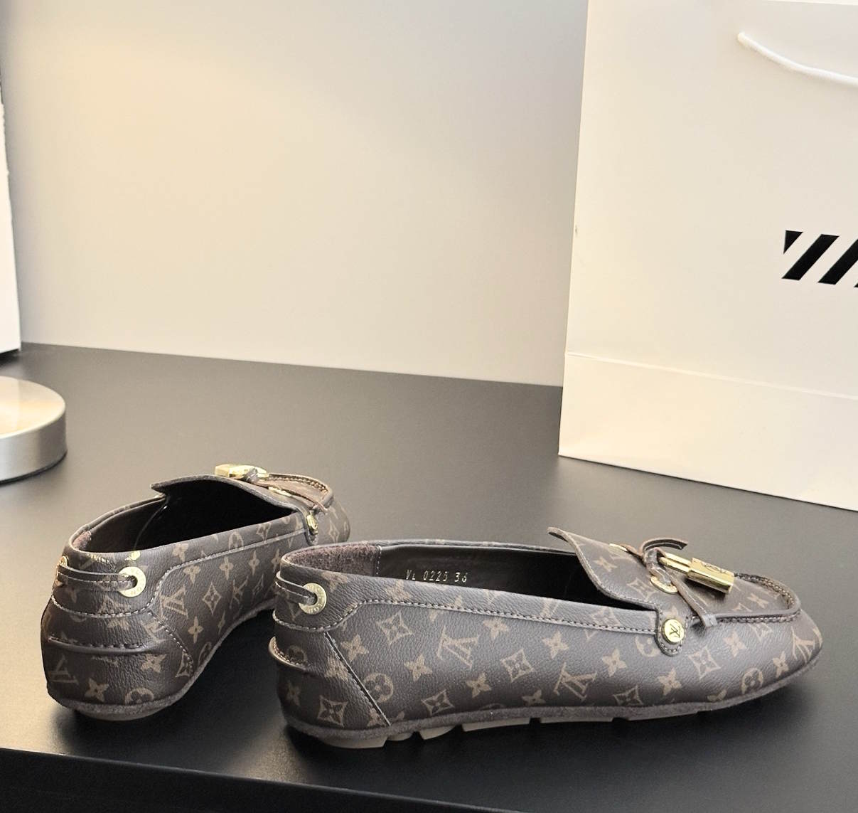 LU  Shoes flat  Woman