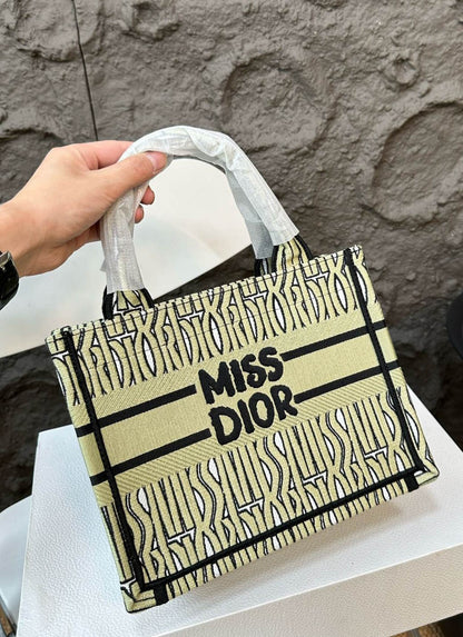 CHD Tote  Bag  3 Color 's