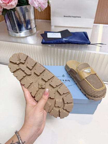 LU Mule slippers  Shoes Woman  2 Color's