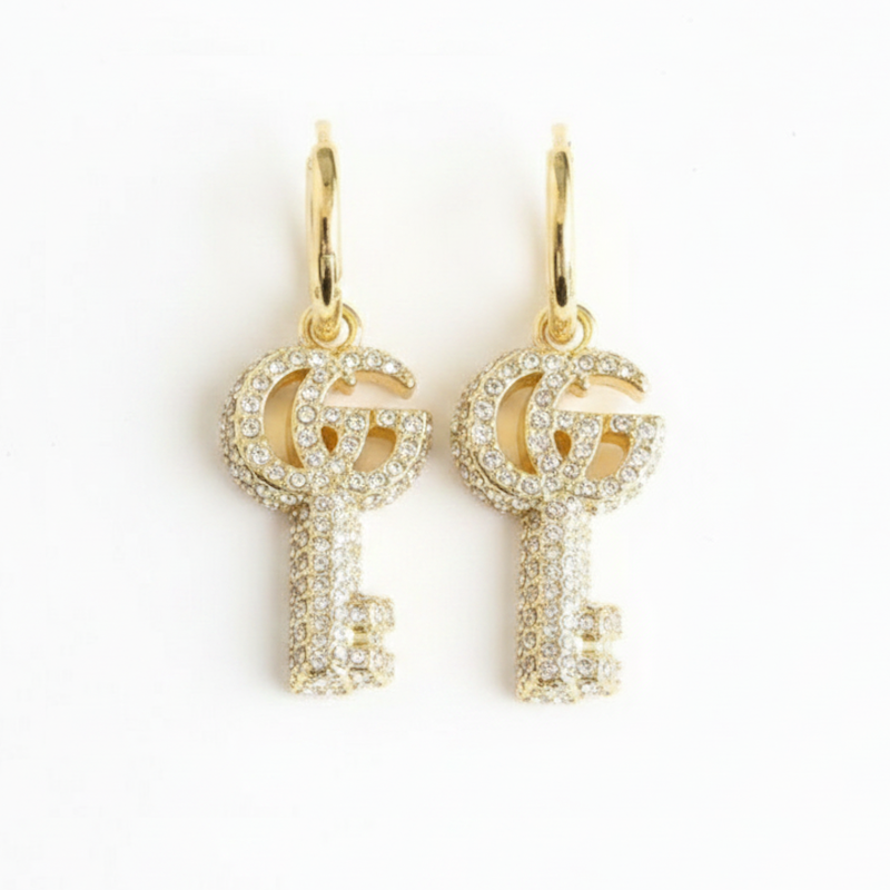 GU  Fashion Earrings