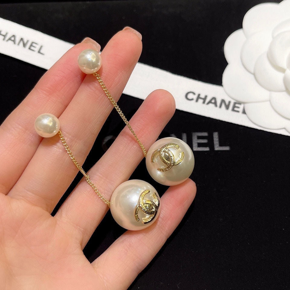 C H L Fashion earrings  SALE-min order required