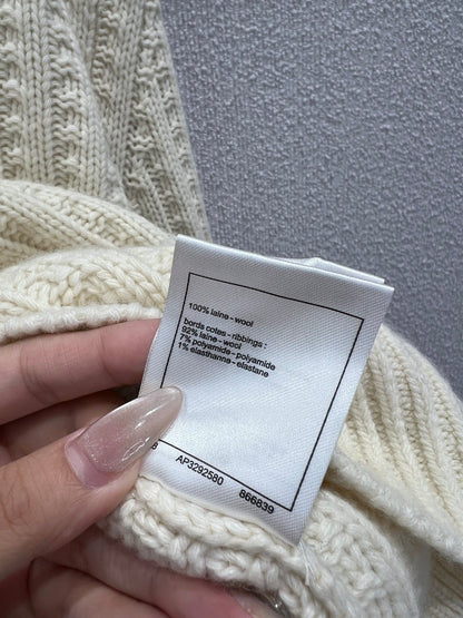 CHL Sweater Woman 2 Color's