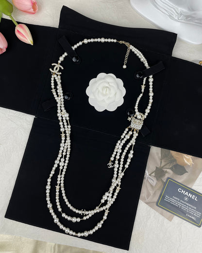 CHL Fashion Necklace