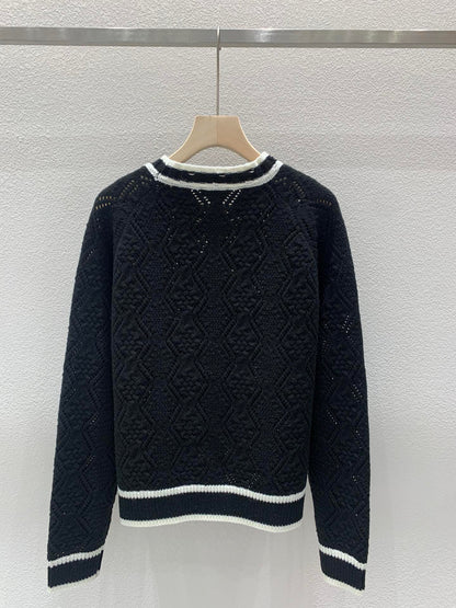 CHL Sweater 2 Color's Woman