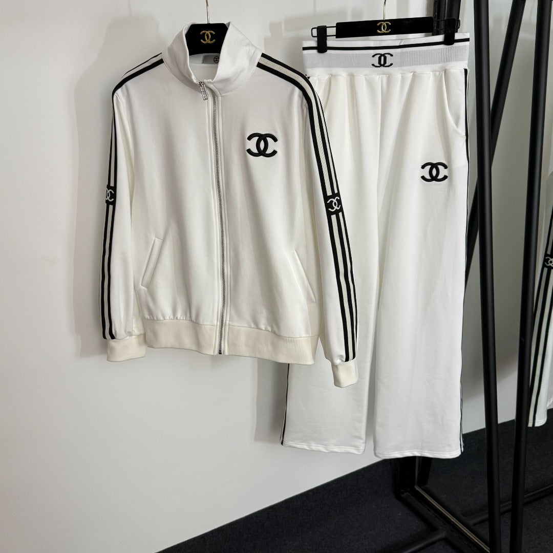 CHL  Sport Suits 2 Color's Woman