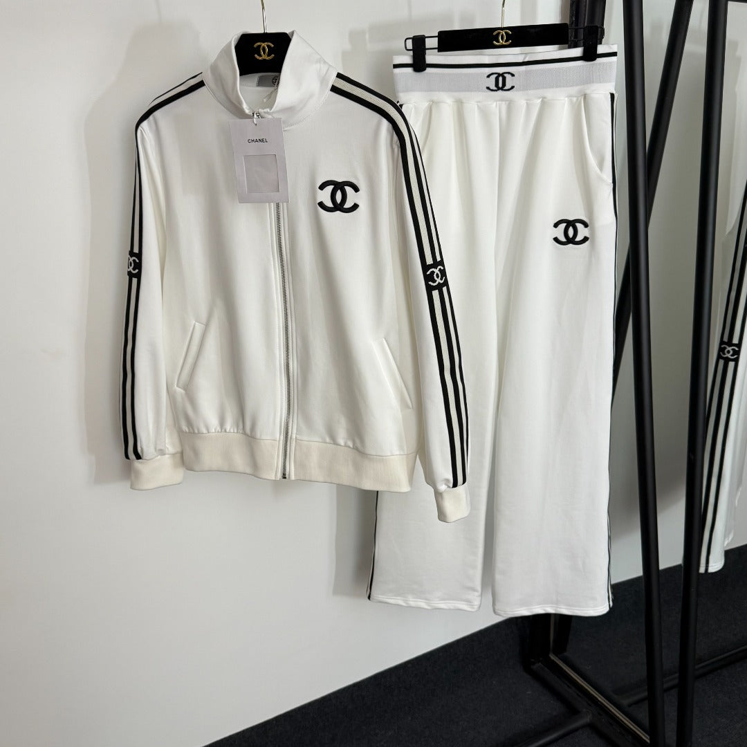 CHL  Sport Suits 2 Color's Woman