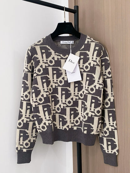 CHD  Sweater Woman