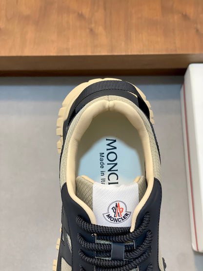 MONCR  Sneakers Runner Man Size