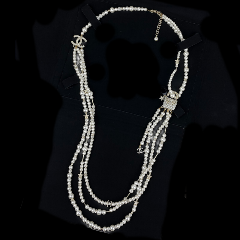 CHL Fashion Necklace