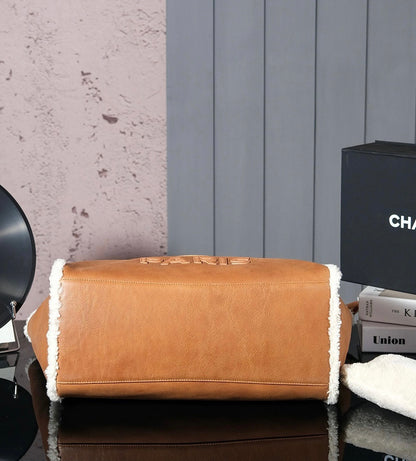 CHL Shearling Tote  Bag  38 Cm