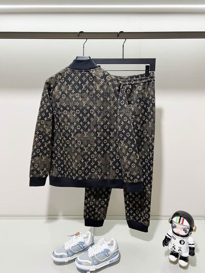 LU Sport Suits   Man