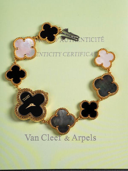 VAN C & A  Watches Woman  27 mm 2 Color's