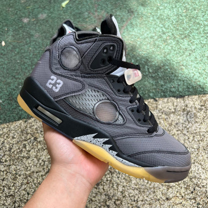N*KE  Air Jorda 5  AJ5 Retro Off Wite Black Sneakers  46