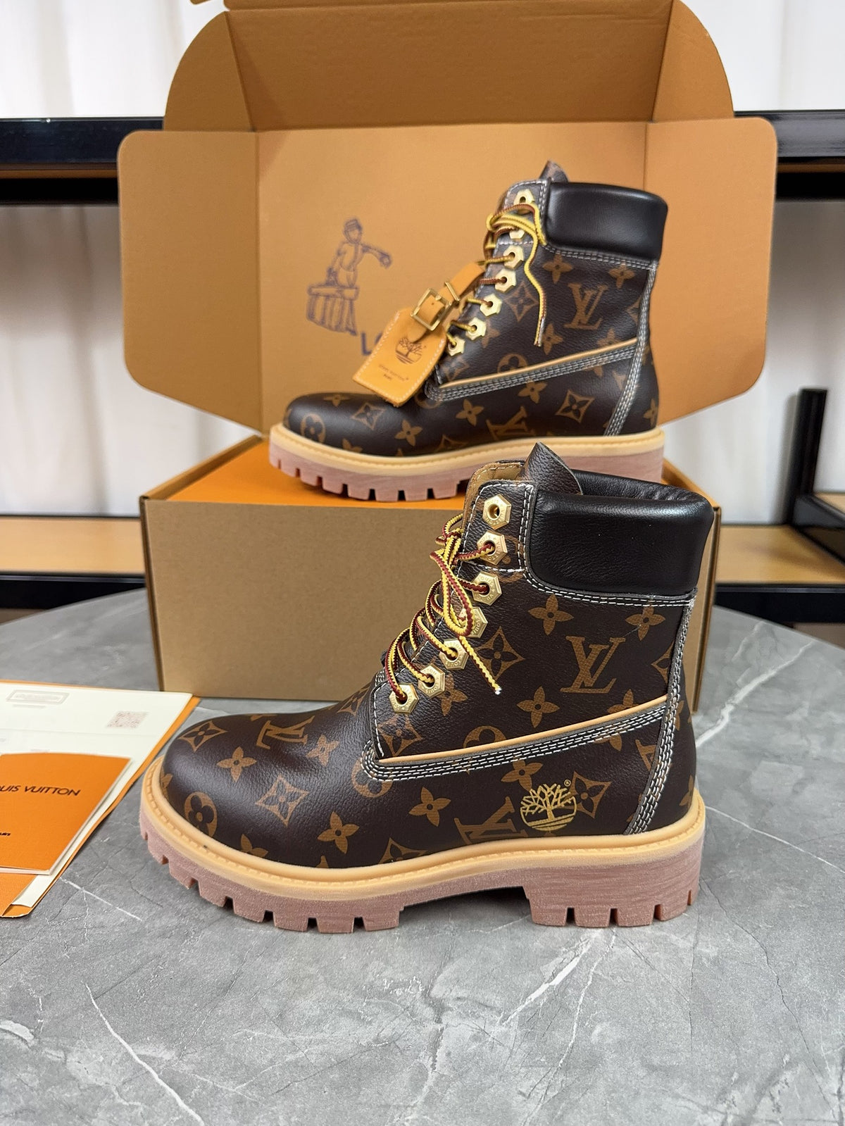 LU x TIMBER LAND  Boots 9 Color's