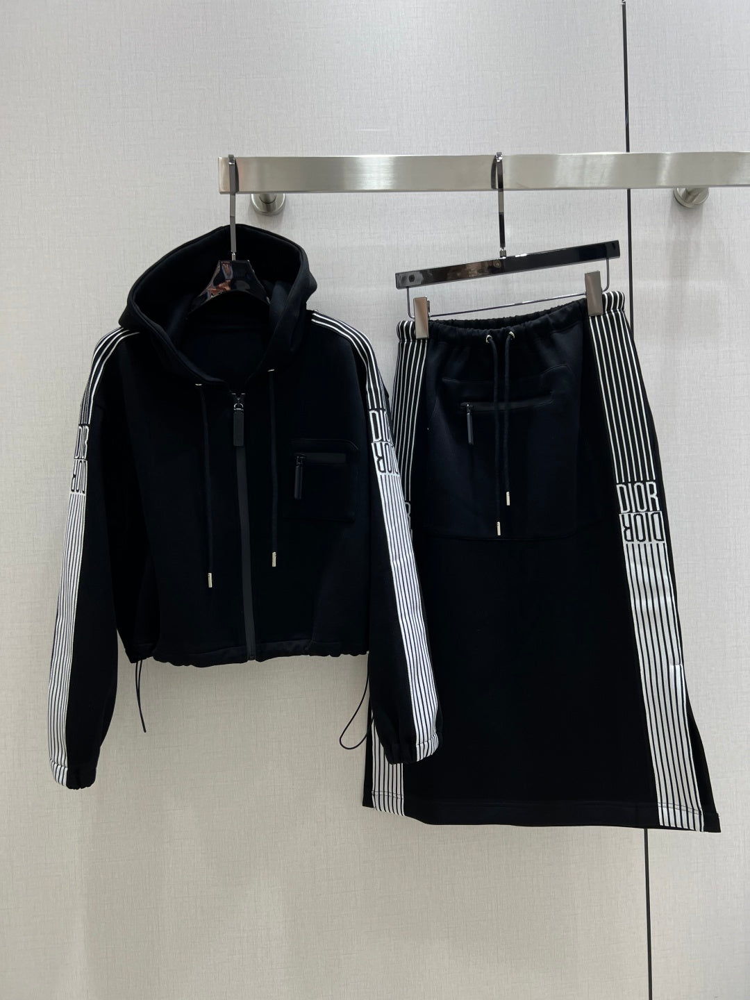 CHD  Sport Suits  Woman skirt 2 Color's Limited