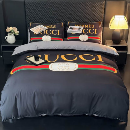 GU Bedding Set