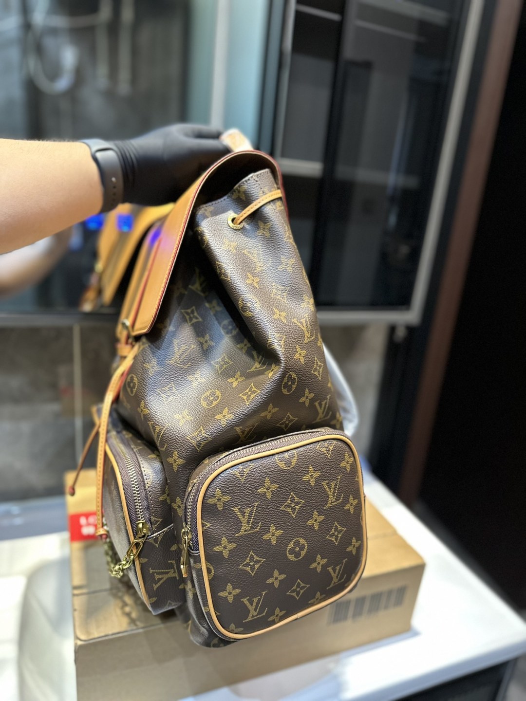 LU  Backpack   Monogram 44 cm