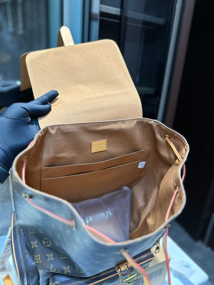 LU  Backpack   Monogram 44 cm