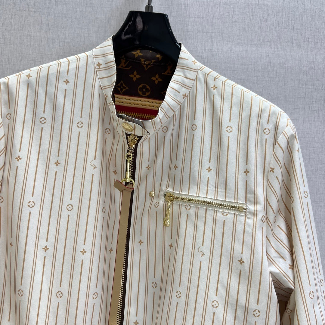 LU Reversible Never full Bomber Jacket