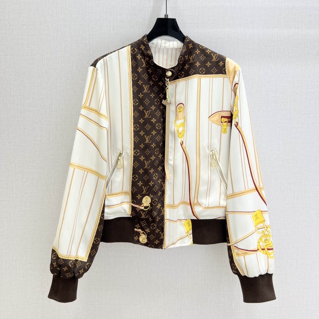LU Reversible Never full Bomber Jacket