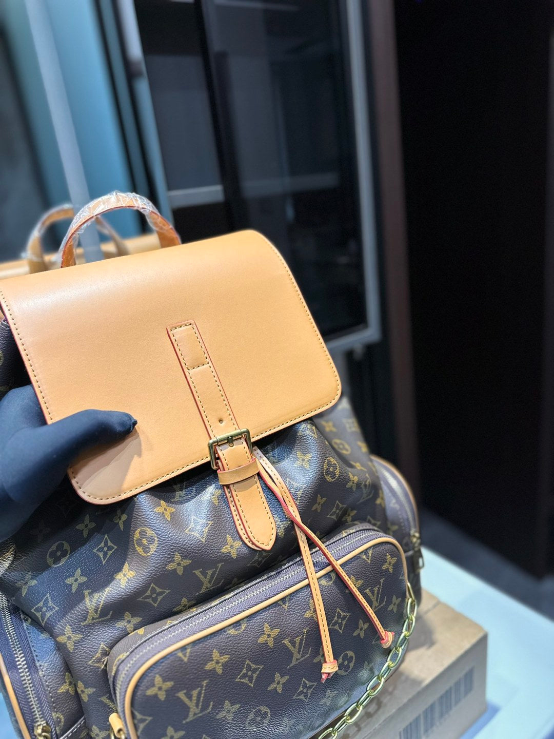LU  Backpack   Monogram 44 cm