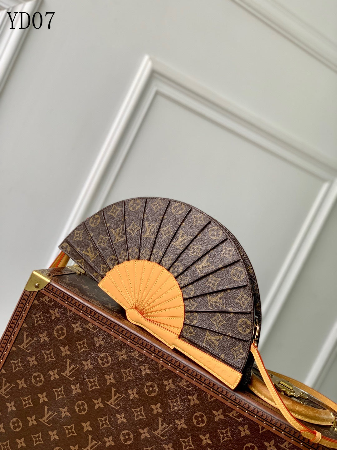 LU Fan Bag 37cm