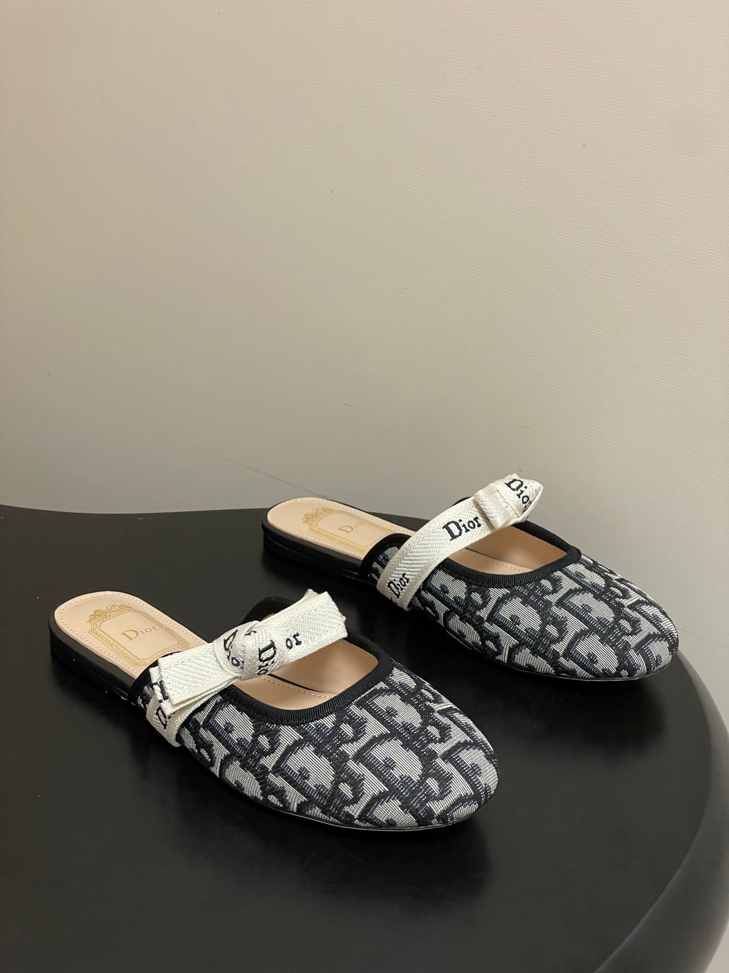 CHD  Mule  slippers Woman