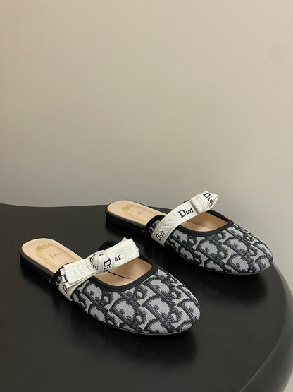CHD  Mule  slippers Woman