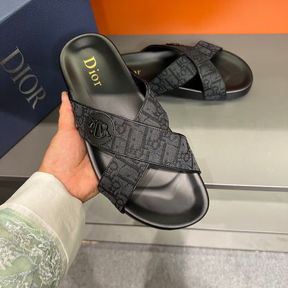 CHD Slippers   Man