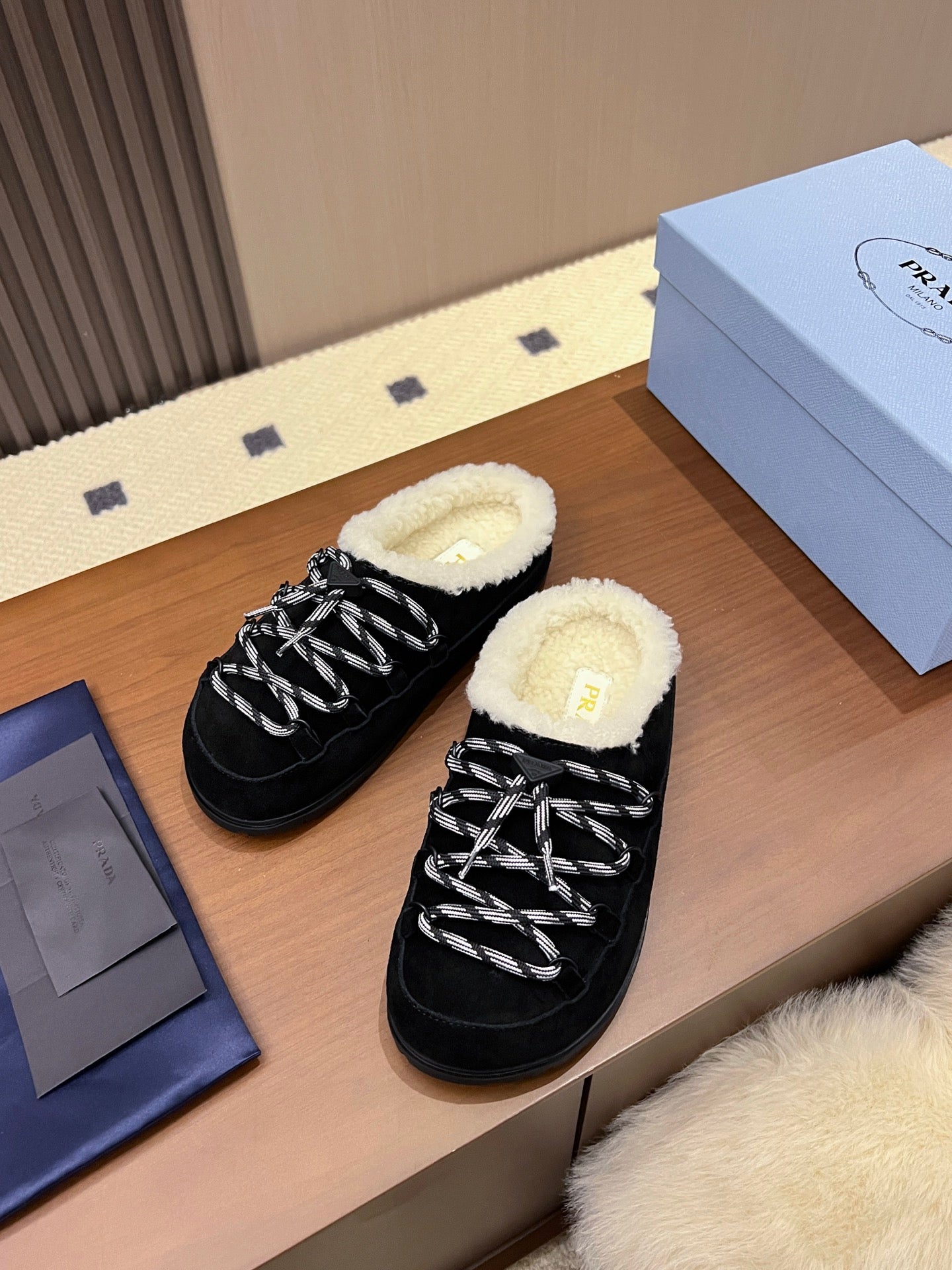 PRD Mule Shearling sandal 3 Color's