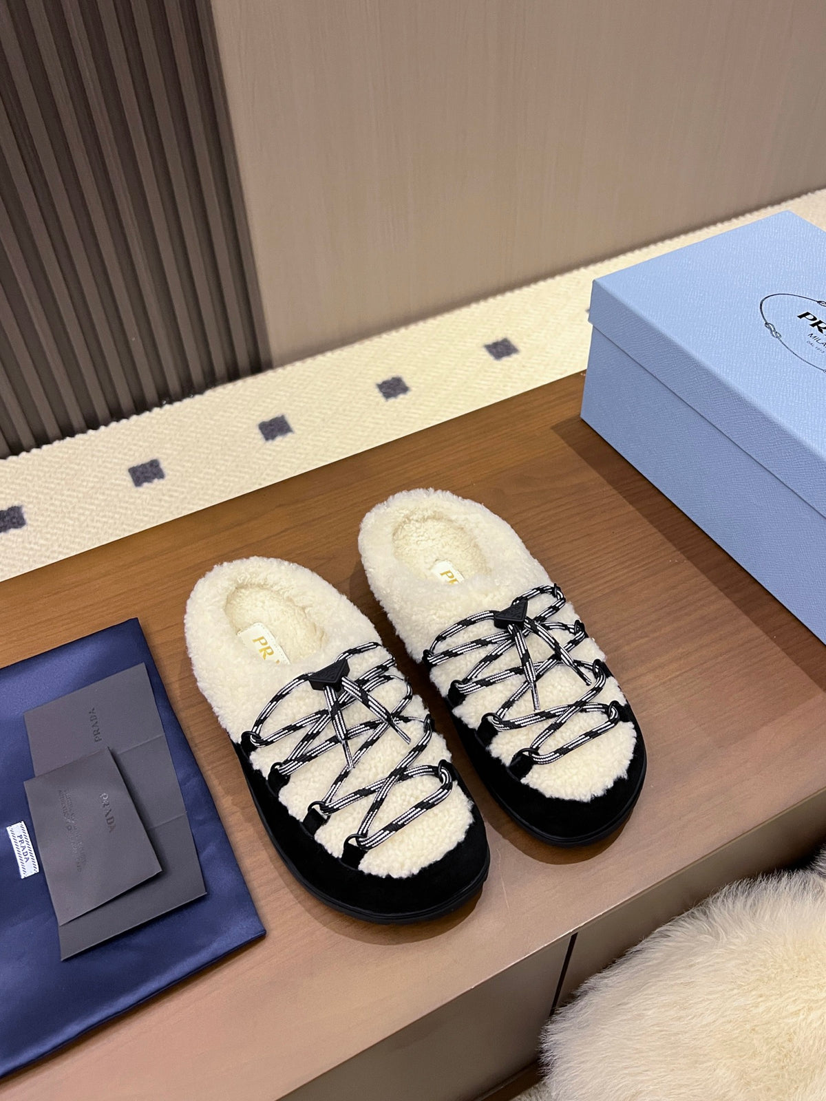 PRD Mule Shearling sandal 3 Color's