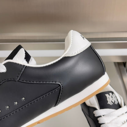 AMR runner  Sneakers