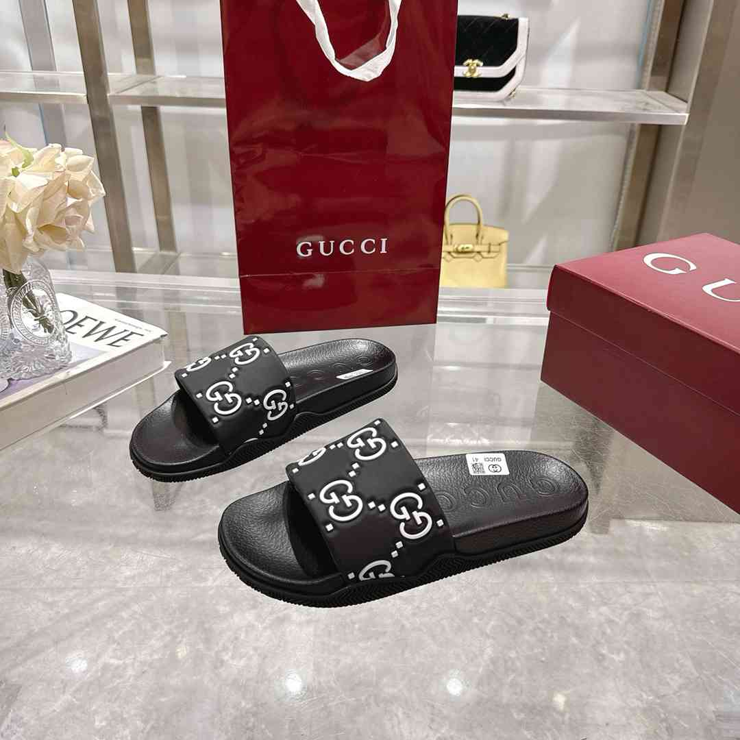 GU  Slippers 2 Color 's  Man