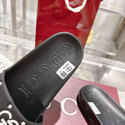 GU  Slippers 2 Color 's  Man