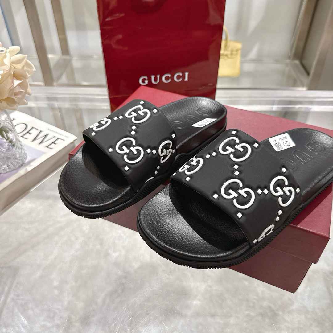 GU  Slippers 2 Color 's  Man