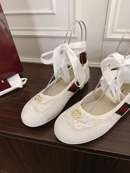 GU Shoes Woman