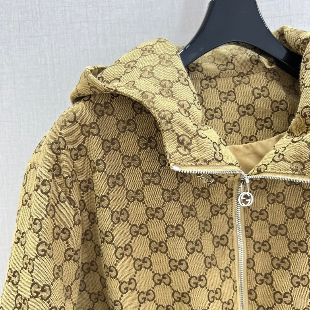 GU   Jacket Woman