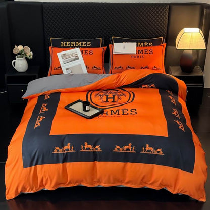 HRM Bedding Set