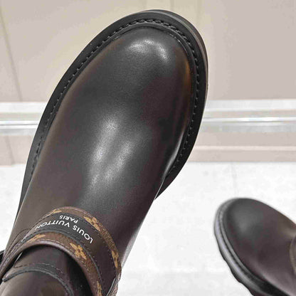 LU Woman Boots Combat