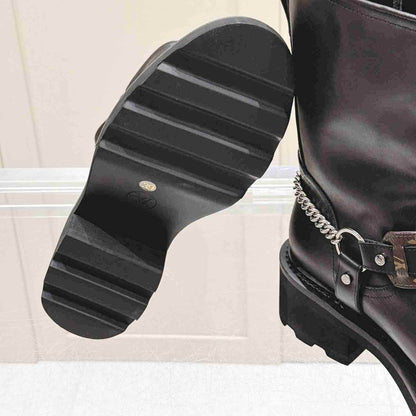 LU Woman Boots Combat