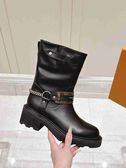 LU Woman Boots Combat