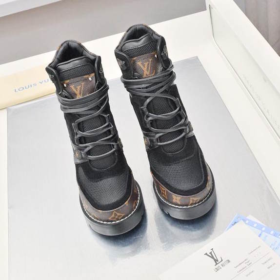 LU  Woman Boots 2 Color's