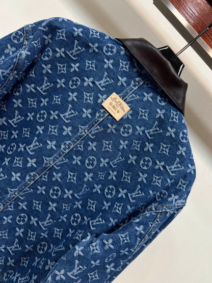 LU monogram Woman  Jacket