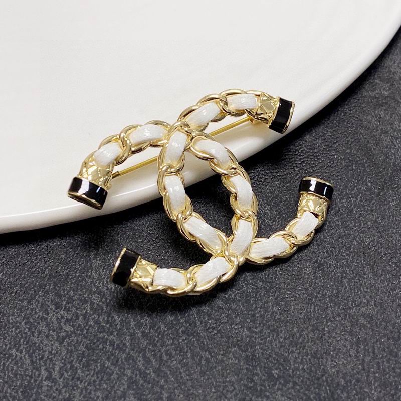 CHL  Fashion Brooch small