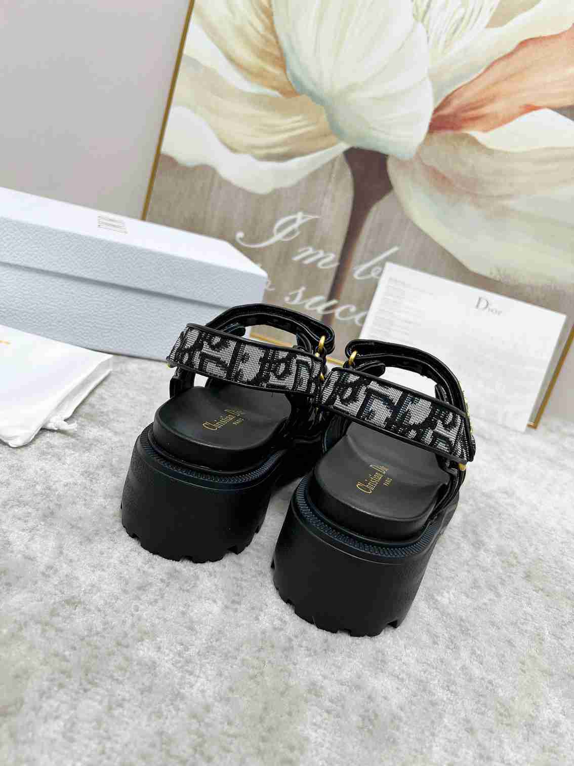 CHD sandals Woman