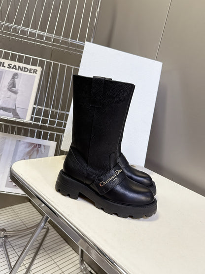 CHD  Boots Woman