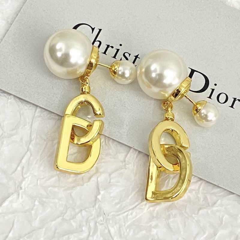 CHD Fashion earrings